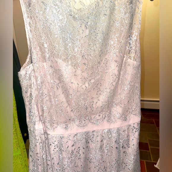 Vera Wang Dresses & Skirts - Vera wang bridesmaid dress